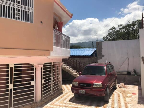 Appartement à louer zone Delmas 75